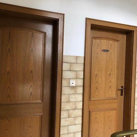 Gaestehaus Hotel Wilms 科隆 外观 照片