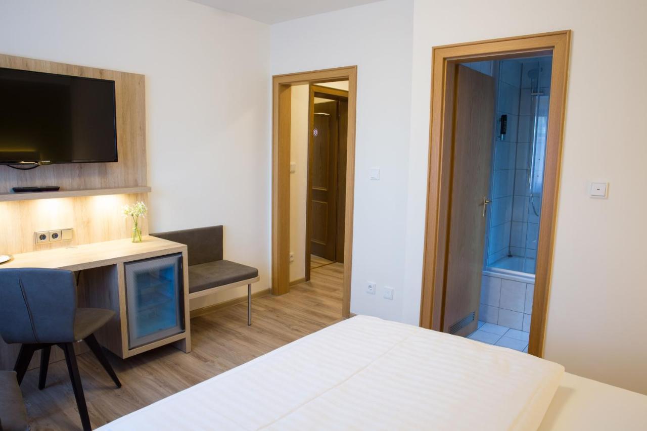 Gaestehaus Hotel Wilms 科隆 外观 照片